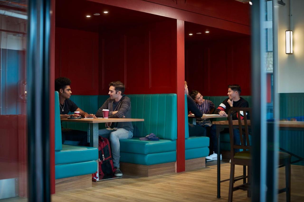 For Students Only Chic Studios And Ensuites At Chapter Highbury II In London Exterior photo