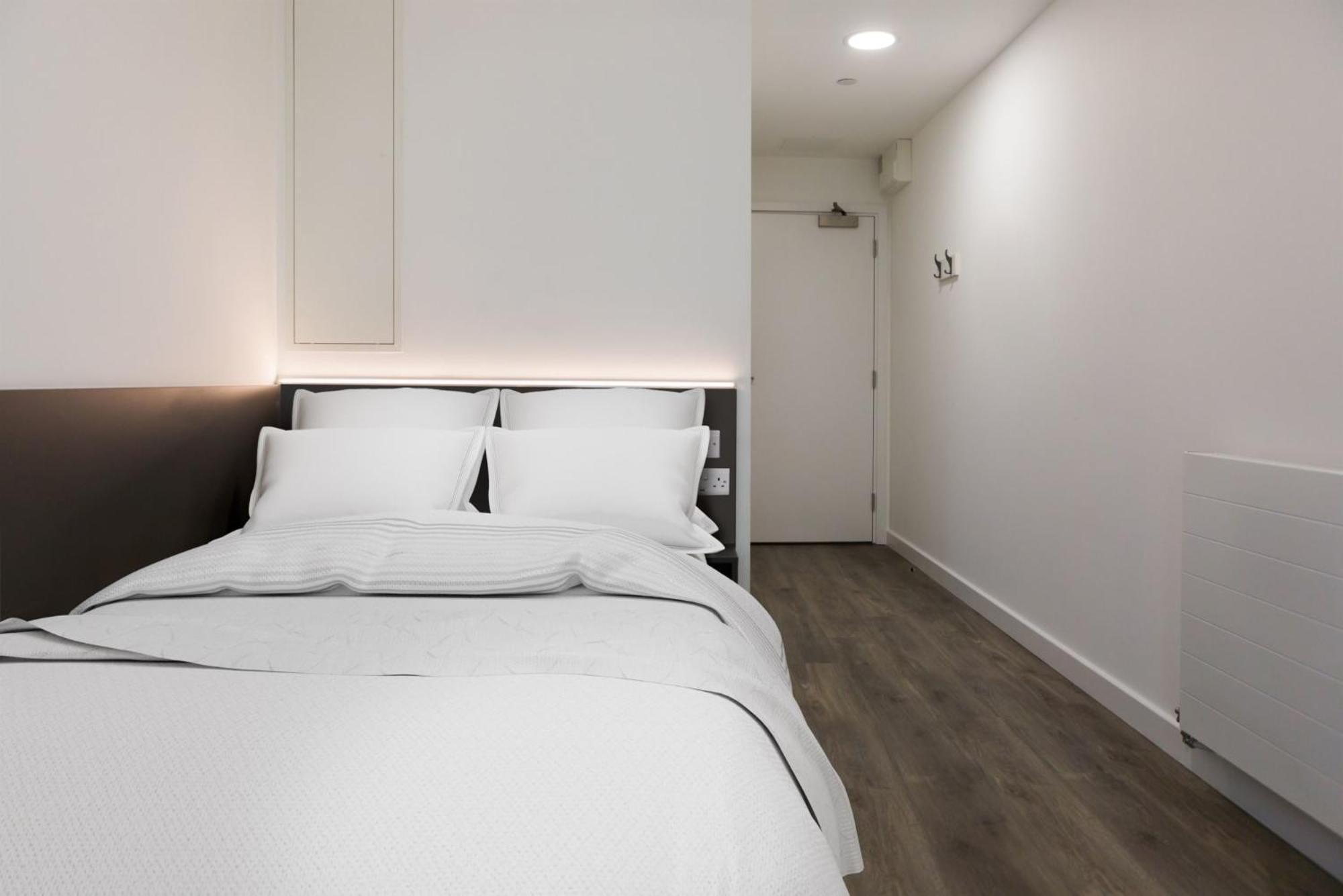 For Students Only Chic Studios And Ensuites At Chapter Highbury II In London Exterior photo